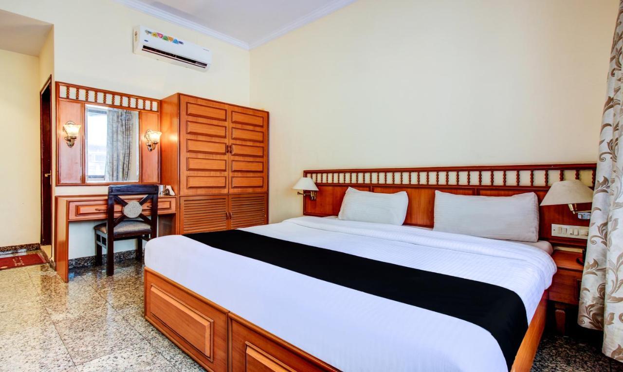 Hotel Kadamb Residency 孟买 外观 照片