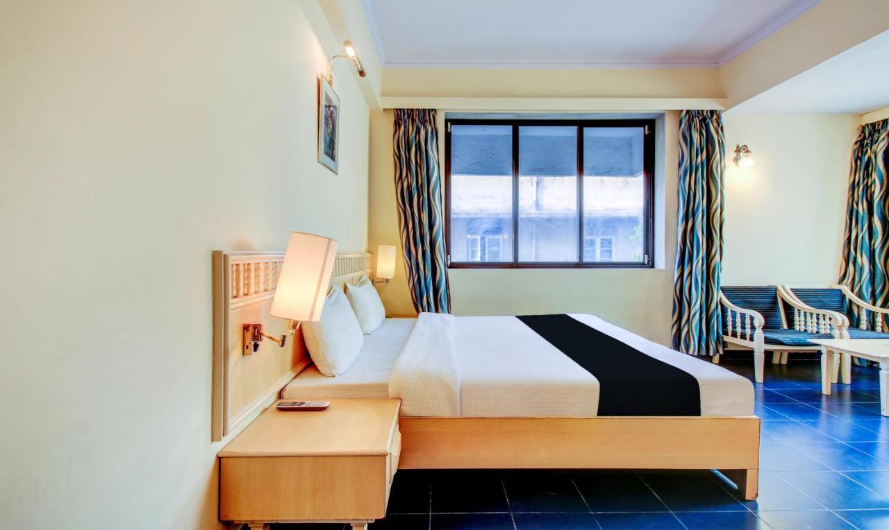 Hotel Kadamb Residency 孟买 外观 照片