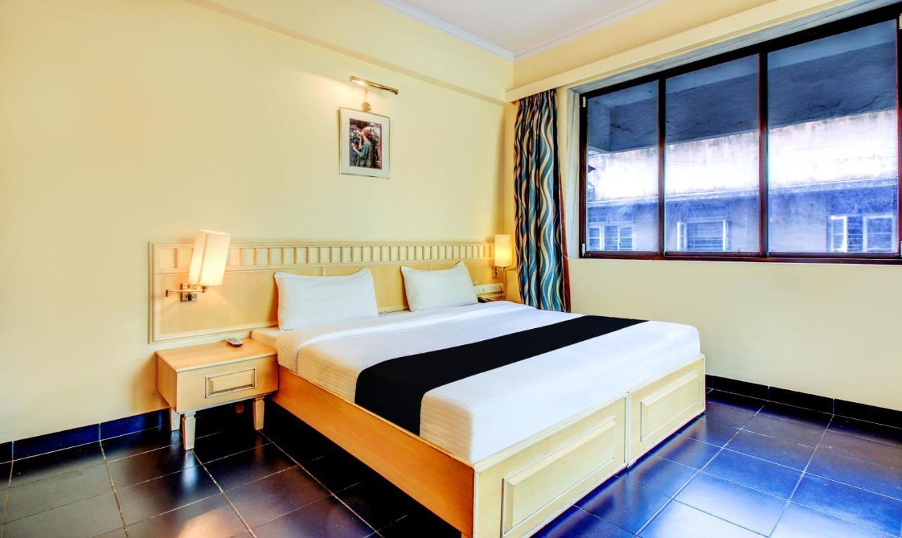 Hotel Kadamb Residency 孟买 外观 照片