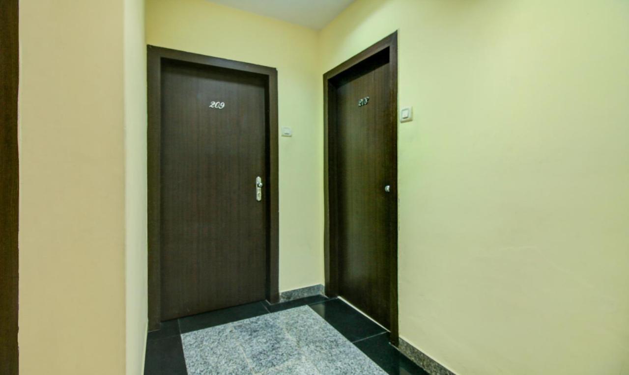 Hotel Kadamb Residency 孟买 外观 照片